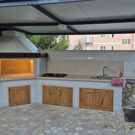 Stylish Flats With Two Bedrooms In Premantura Ngoại thất bức ảnh