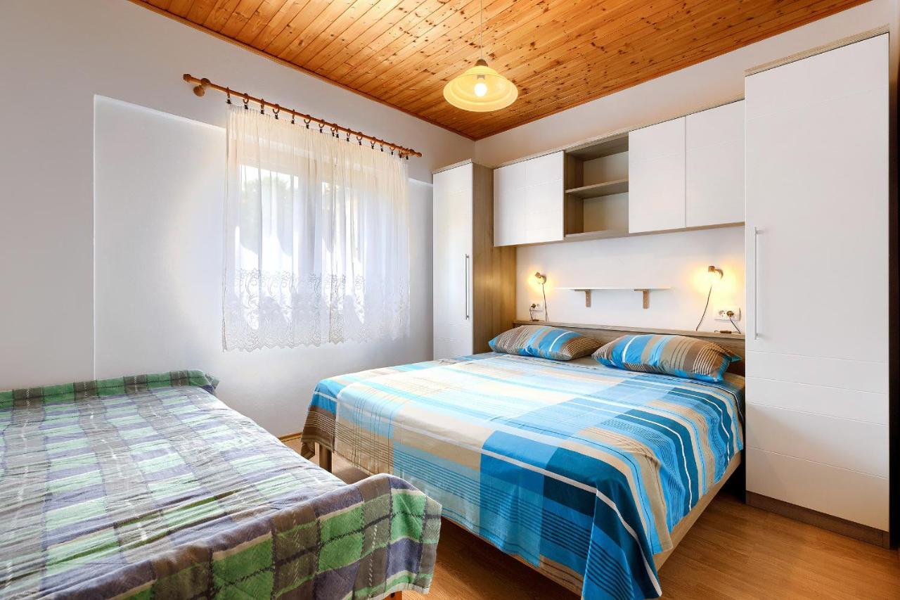 Stylish Flats With Two Bedrooms In Premantura Ngoại thất bức ảnh