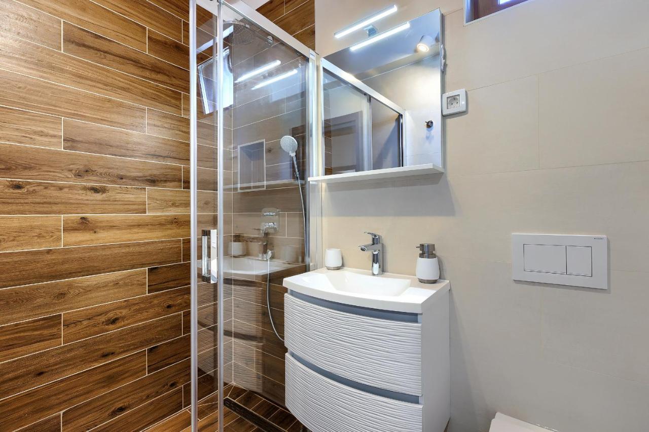 Stylish Flats With Two Bedrooms In Premantura Ngoại thất bức ảnh